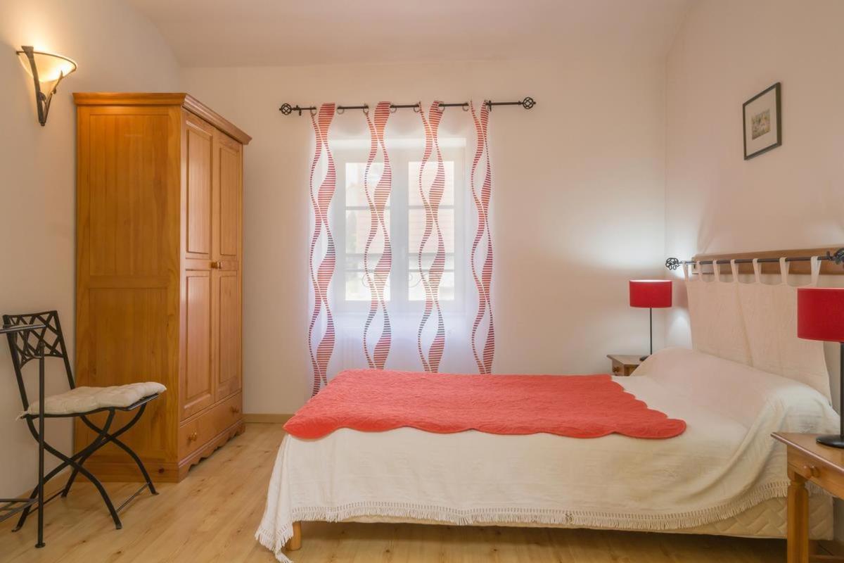 Bed and Breakfast Logis De L'Orme La Rochepot Exterior foto